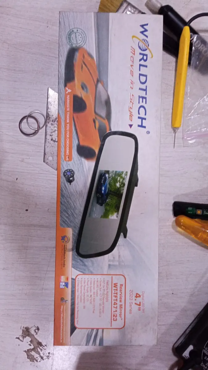 Worldtech WT-TFT471 Rearview Mirror Monitor — view 2
