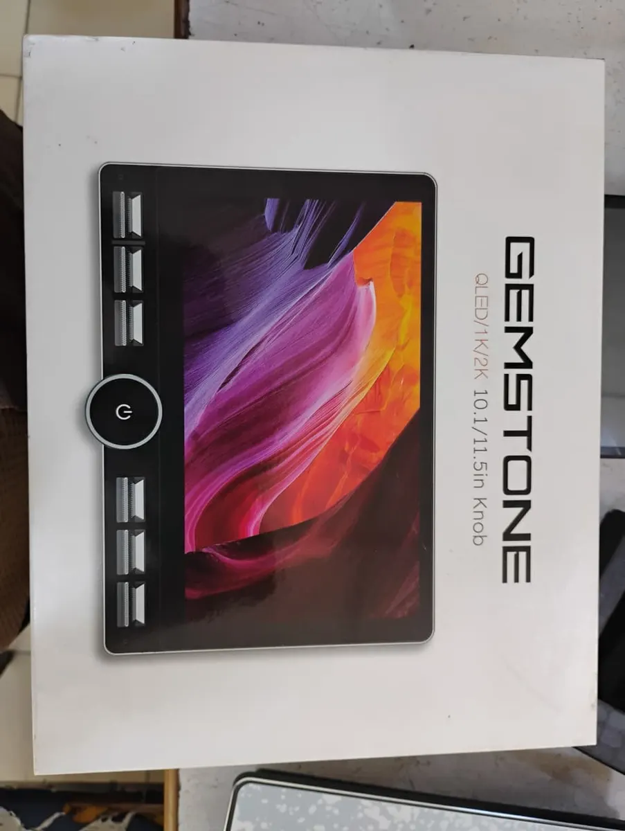 Gemstone QLED Android Car Stereo, Dual Knob Control — view 2