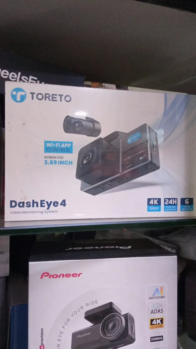 Toreto DashEye4 Dash Camera — view 2