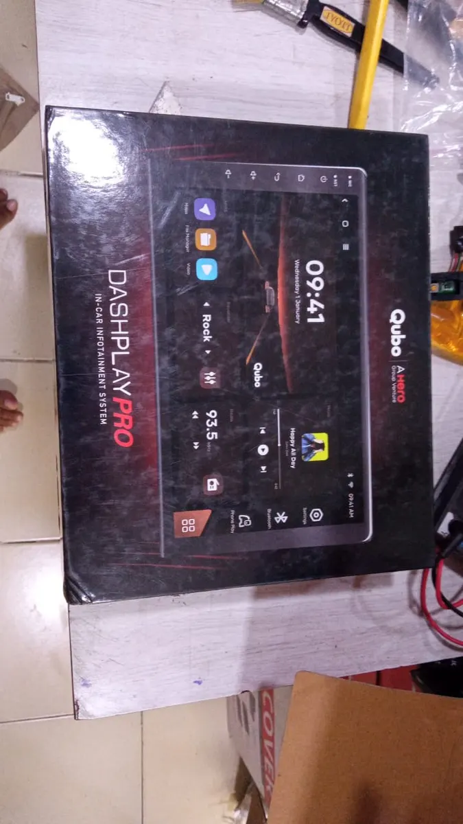 Qubo DashPlay Pro In-Car Infotainment System — view 2